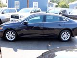 Used 2023 Chevrolet Malibu LT image 2