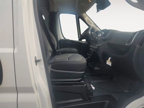 New 2025 RAM ProMaster 3500 w/ Quick Order Package 22G SLT image 15