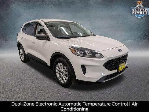 Used 2022 Ford Escape SE w/ Convenience Package AWD/4WD image 3