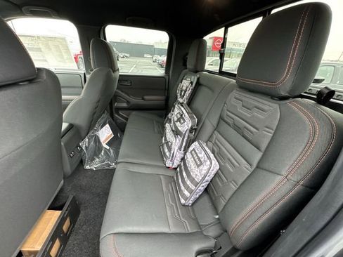 New 2026 Nissan Frontier PRO-4X w/ Pro-4x Convenience Package AWD/4WD image 21