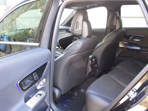 New 2026 Mercedes-Benz GLC 300 4MATIC image 14