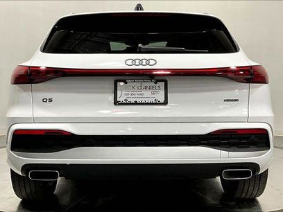 Certified 2025 Audi Q5 Premium w/ Convenience Package