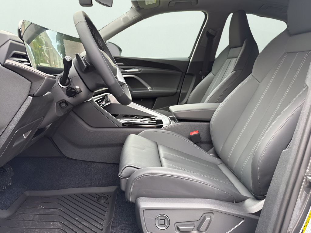 New 2026 Audi Q5 Premium Plus AWD/4WD image 13