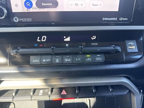 Used 2023 Toyota Tundra SR5 w/ SR5 Convenience Package image 17