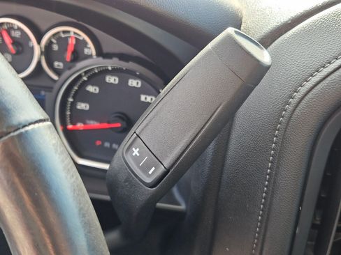 Used 2020 Chevrolet Silverado 1500 RST AWD/4WD image 25