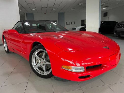 Used 2002 Chevrolet Corvette Convertible w/ Preferred Equipment Group2 image 13
