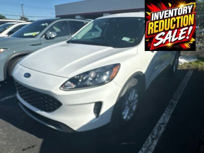 Used 2021 Ford Escape SE w/ Cold Weather Package