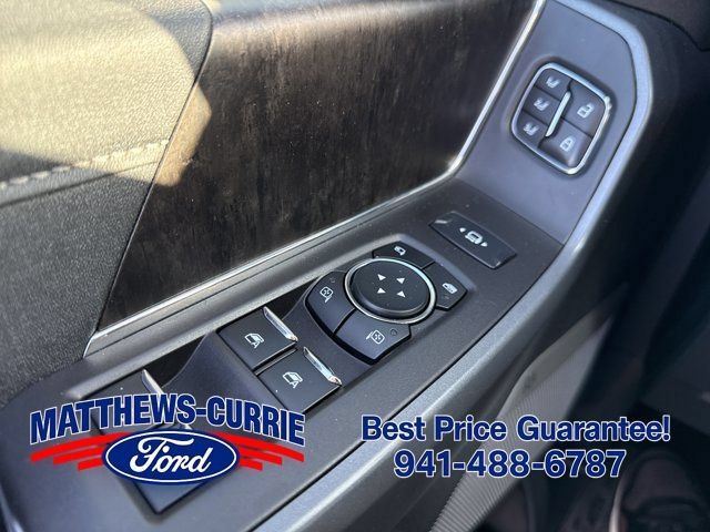 Used 2023 Ford F250 Lariat w/ Sport Appearance Package AWD/4WD image 26