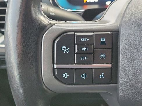 Used 2021 Ford F150 Lariat w/ Equipment Group 502A High image 17