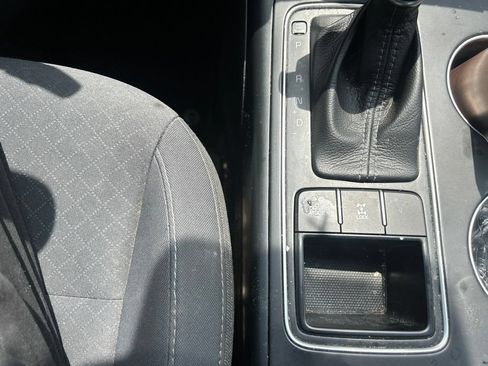 Used 2017 Kia Sorento AWD image 14