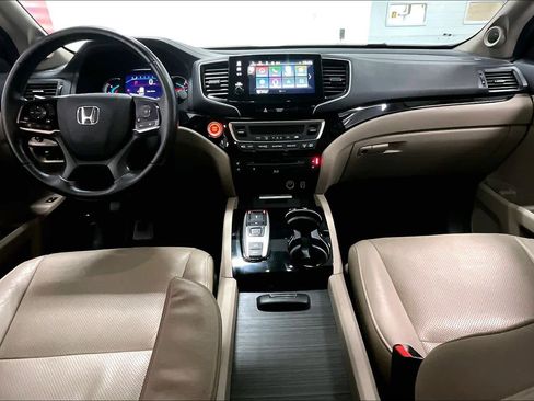 Used 2019 Honda Pilot Elite image 9