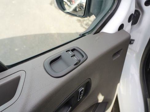 Used 2023 Ford Transit 250 Medium Roof AWD image 18