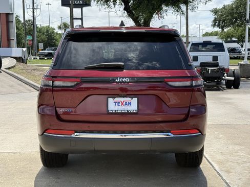 Used 2024 Jeep Grand Cherokee Limited 4xe AWD/4WD image 6