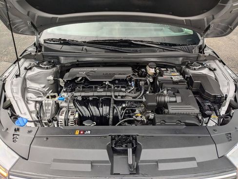 Used 2025 Kia K4 LXS image 23