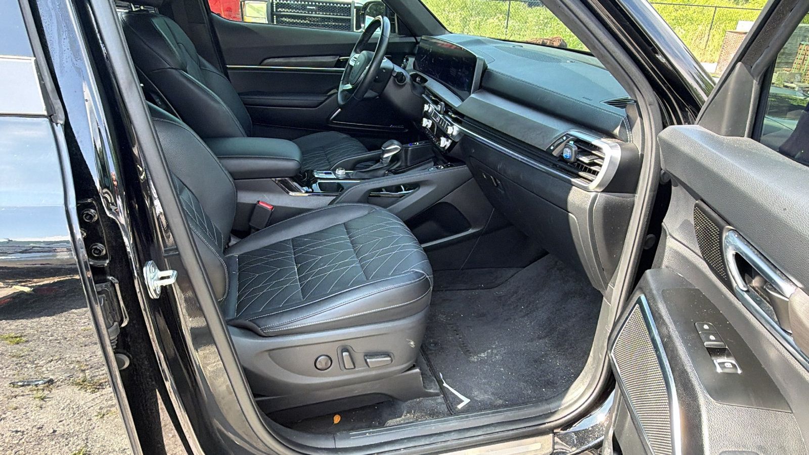Used 2023 Kia Telluride SX Prestige X-Line AWD/4WD image 19