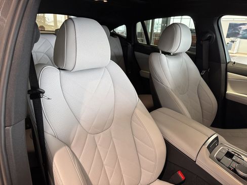 Certified 2023 BMW X6 xDrive40i w/ Premium Package image 36