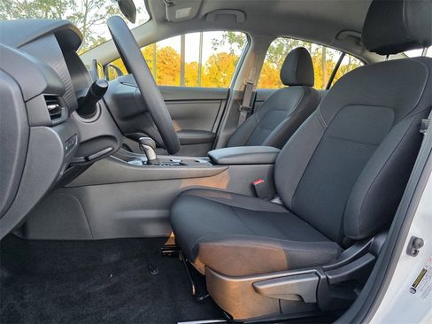 New 2025 Nissan Sentra S image 12