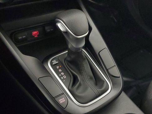 Certified 2021 Kia Soul S image 26