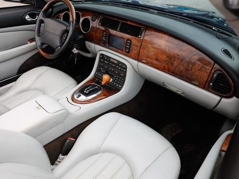 Used 2003 Jaguar XK8 2dr Convertible XK8 image 21