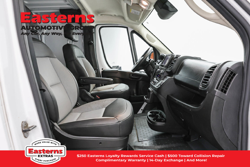 Used 2025 RAM ProMaster 2500 w/ Convenience Group FWD image 23