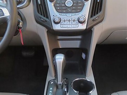 Used 2011 Chevrolet Equinox LTZ image 15