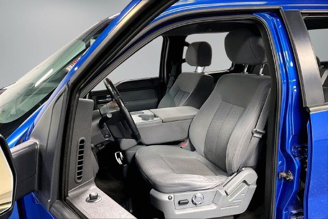 Used 2013 Ford F150 XLT w/ XLT Chrome Pkg AWD/4WD image 19