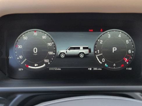 New 2026 Land Rover Defender 130 X-Dynamic SE AWD/4WD image 36