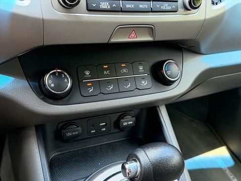 Used 2016 Kia Sportage LX AWD/4WD image 20