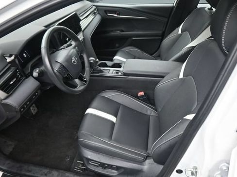 Used 2026 Toyota Camry SE FWD image 21