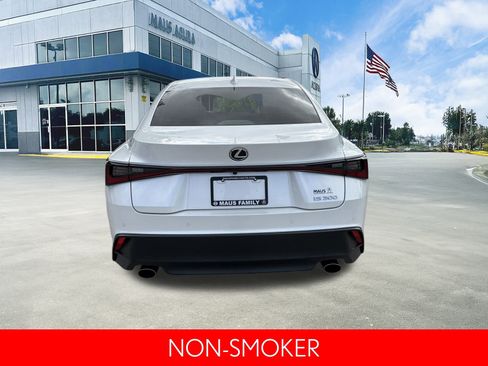 Used 2023 Lexus IS 300 w/ Comfort Package image 5