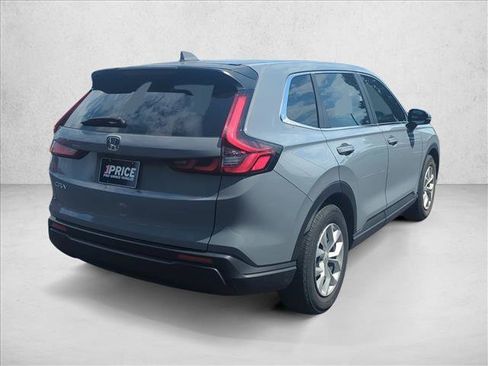 Used 2023 Honda CR-V LX image 5