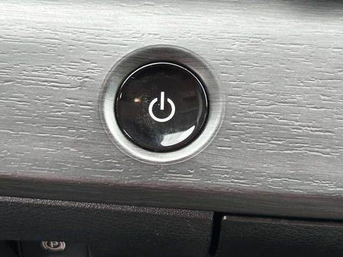 Used 2023 Nissan Ariya FWD image 35