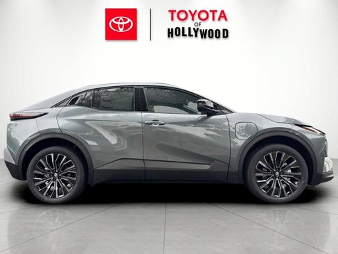 New 2026 Toyota C-HR AWD/4WD image 3