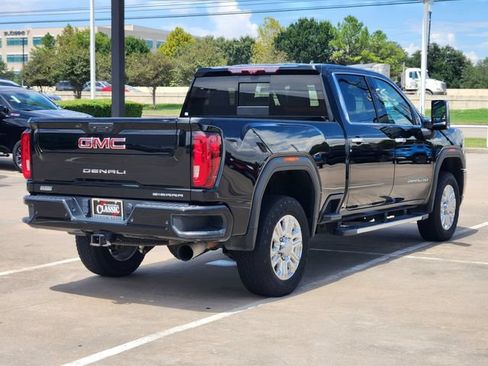 Used 2020 GMC Sierra 2500 Denali w/ Denali Ultimate Package AWD/4WD image 7