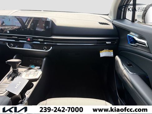 New 2026 Kia Sportage EX FWD image 18