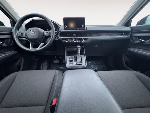 Used 2025 Honda CR-V LX image 10