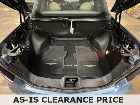 Used 2011 Chrysler 200 Touring image 17