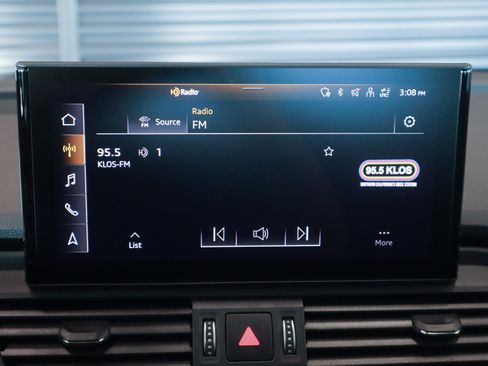 Certified 2023 Audi Q5 2.0T Premium w/ Convenience Package image 16