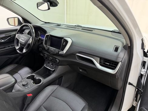 Used 2021 GMC Terrain SLT FWD image 10