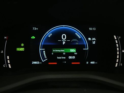 Used 2025 Toyota Camry SE FWD image 16