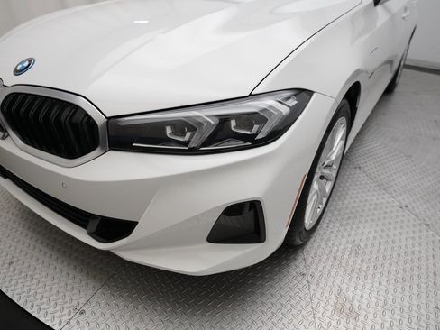 Used 2023 BMW 330e xDrive w/ Driving Assistance Package image 22