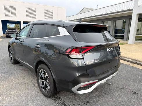 Used 2023 Kia Sportage EX AWD/4WD image 3
