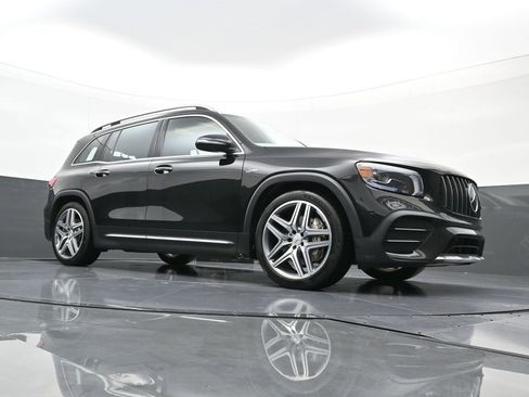 Used 2021 Mercedes-Benz GLB 35 AMG 4MATIC image 21