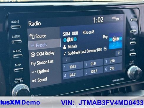 Used 2021 Toyota RAV4 SE image 28