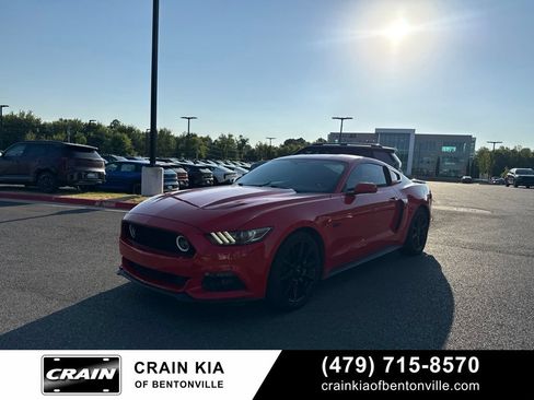 Used 2016 Ford Mustang GT w/ Black Accent Package RWD image 7