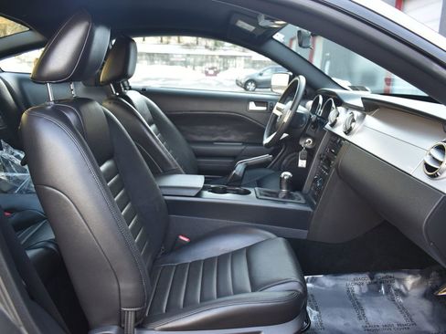 Used 2005 Ford Mustang GT image 16