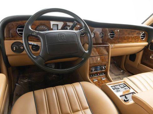 Used 1998 Rolls-Royce Silver Spur image 6