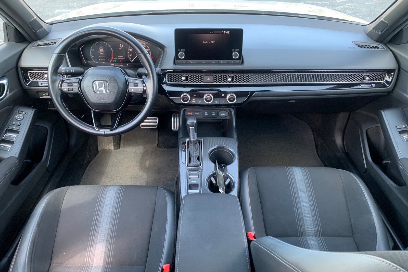 Certified 2025 Honda Civic Sport image 17