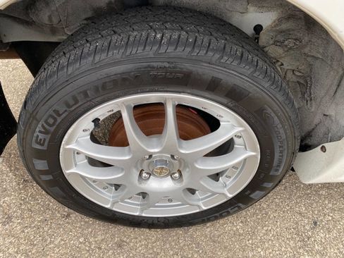 Used 2006 Scion xA image 10