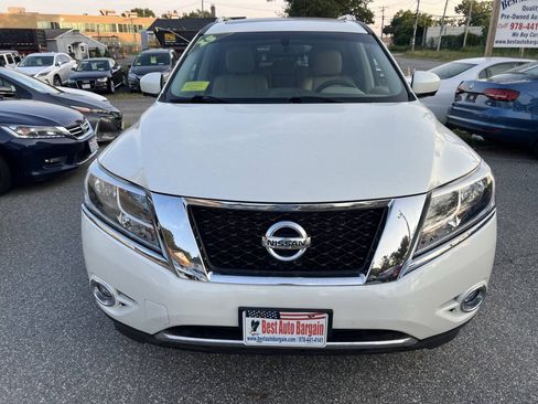 Used 2015 Nissan Pathfinder Platinum AWD/4WD image 4